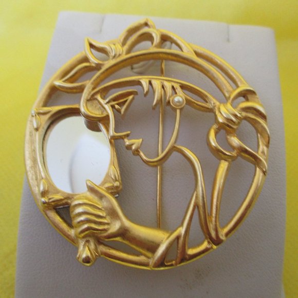 Large TONA Brooch 2 3/16 Inches Tona Womans Face Real Mirror Pearl Earrings Hat - Picture 2 of 10